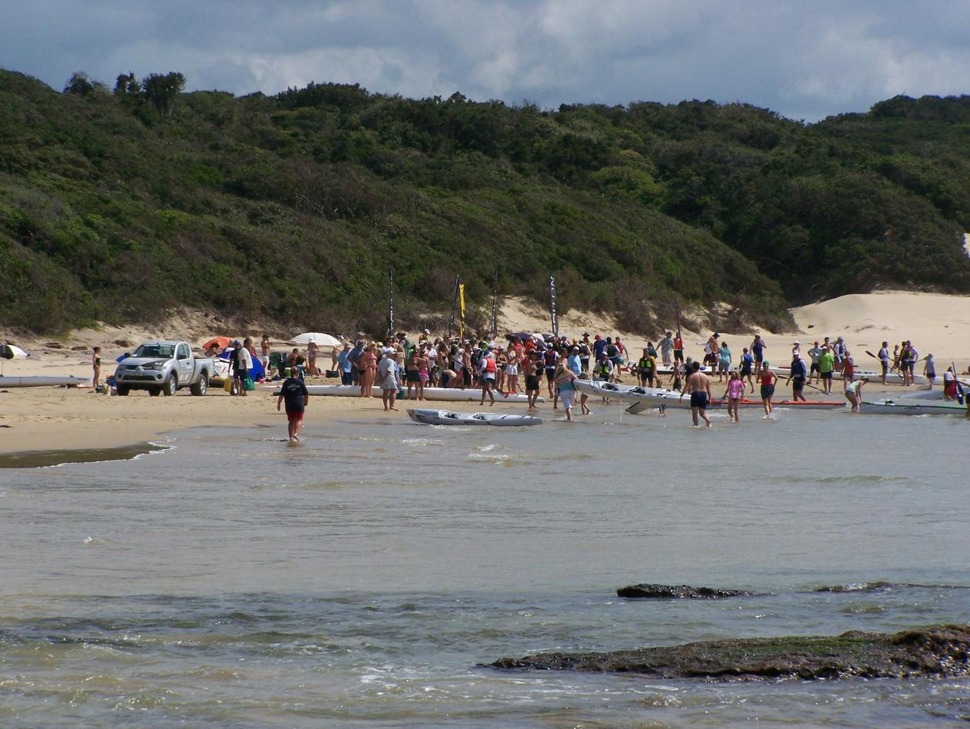 Breeze Inn Guesthouse Kiddʼs Beach Exteriör bild