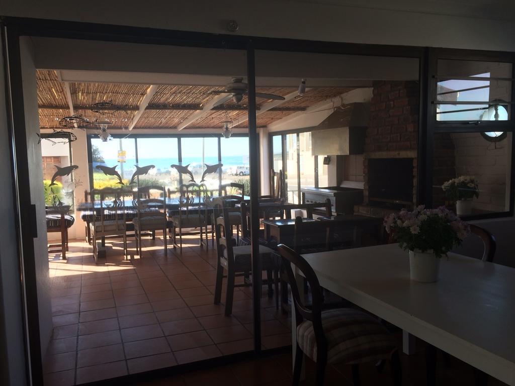 Breeze Inn Guesthouse Kiddʼs Beach Exteriör bild