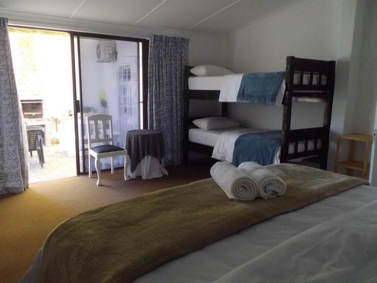 Breeze Inn Guesthouse Kiddʼs Beach Exteriör bild